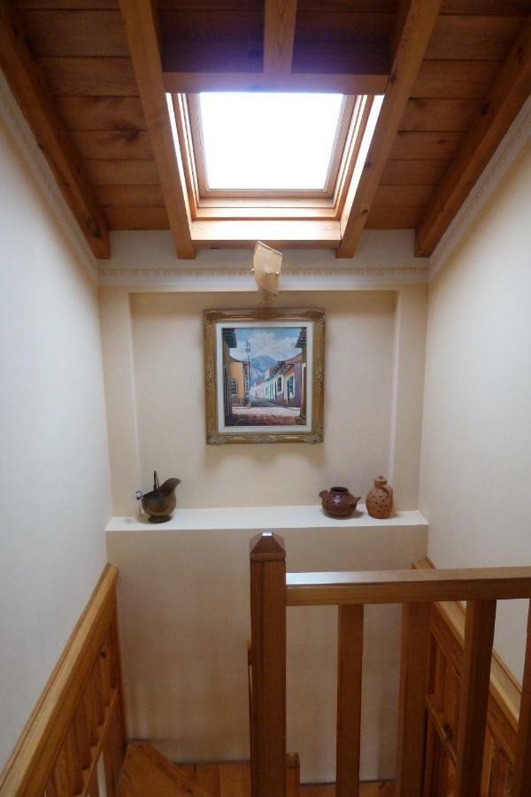 La Casa de Bernuy Guest House Bernuy de Porreros Luaran gambar